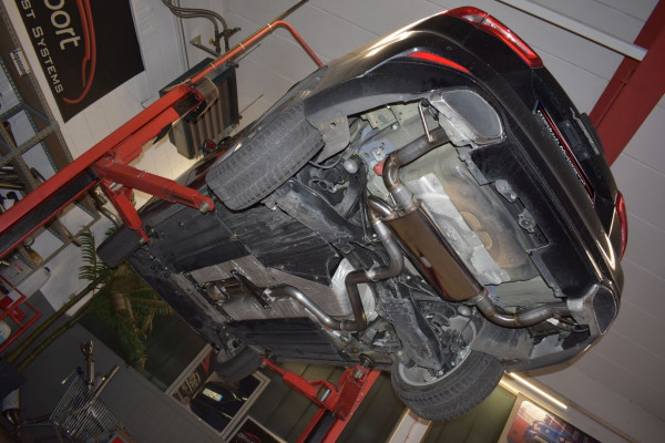 Gruppe A Duplex-Anlage Ford Focus IV Turnier Vignale DEH